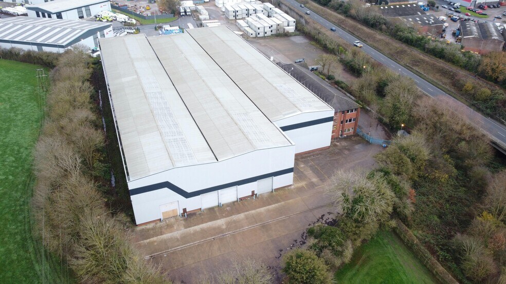 Lawford Rd, Rugby à louer - Photo de l’immeuble – Image 3 sur 7