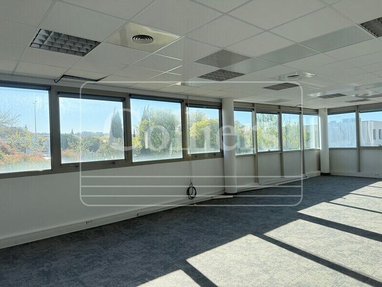51 Avenue Andre Roussin, Marseille à louer - Photo intérieure – Image 2 sur 4