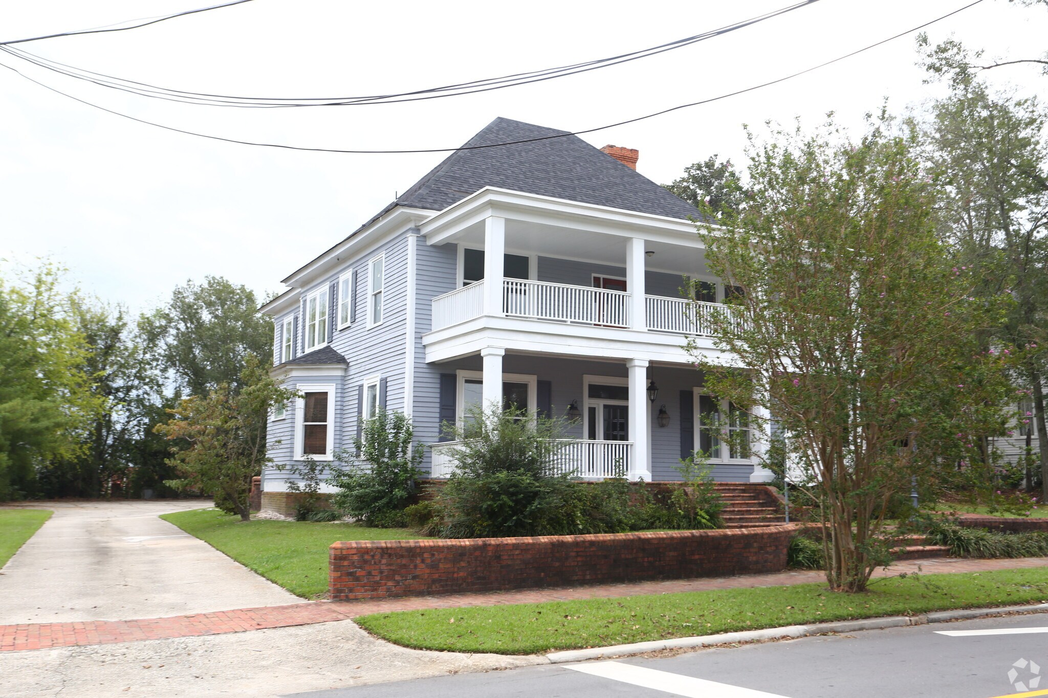 219 Dick St, Fayetteville, NC à louer Photo principale– Image 1 sur 29