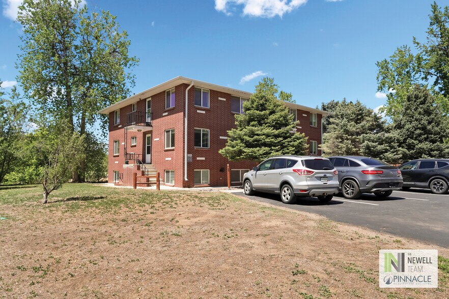 5955 Yukon St, Arvada, CO à vendre - Photo de l’immeuble – Image 2 sur 19