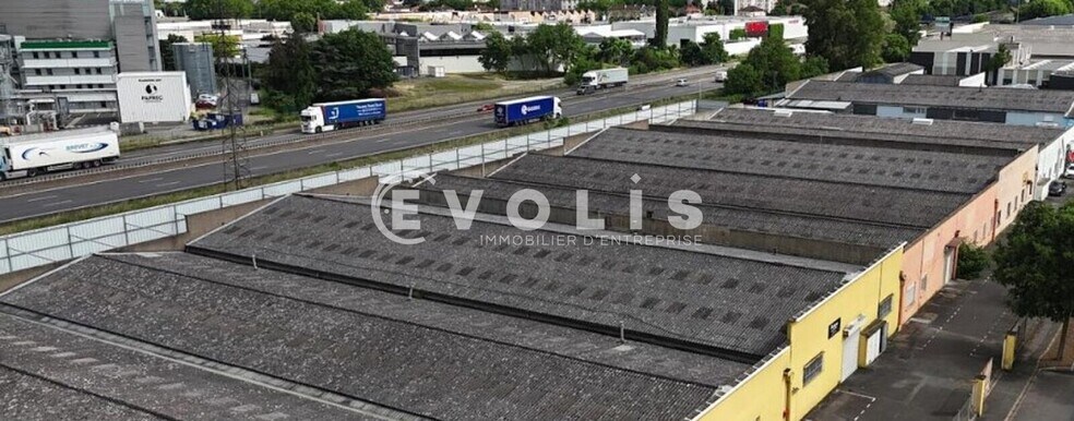 300 Rue Alexandre Richetta, Villefranche-sur-Saône à vendre - Photo de l’immeuble – Image 3 sur 16