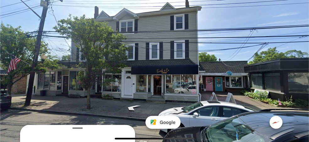 110-130 Main St, Sayville, NY à louer - Photo de l’immeuble – Image 2 sur 2