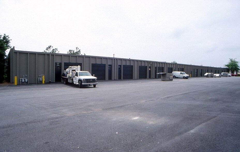 6689 Peachtree Industrial Blvd, Peachtree Corners, GA à louer - Autre – Image 2 sur 6
