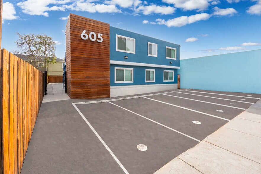 605 San Pablo Ave, Albany, CA à vendre - Photo de l’immeuble – Image 3 sur 15