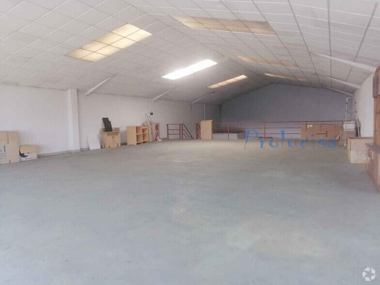 Industriel/Logistique dans Moraleja de Enmedio, Madrid à vendre - Photo de l’immeuble – Image 3 sur 11