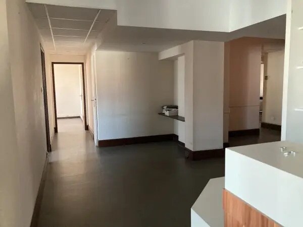 Bureau dans Perpignan à vendre Photo de l’immeuble– Image 1 sur 5