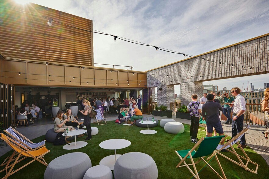 Greenheys Ln, Manchester à louer - Photo de l’immeuble – Image 3 sur 6