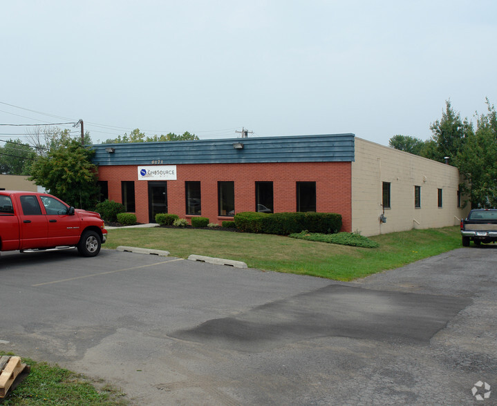 6171 Molloy Rd, East Syracuse, NY à louer - Photo de l’immeuble – Image 2 sur 7