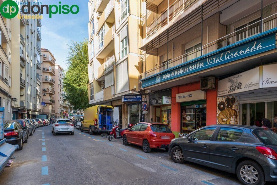 Calle Martínez Campos, Granada, Granada à vendre - Photo de l’immeuble – Image 2 sur 19