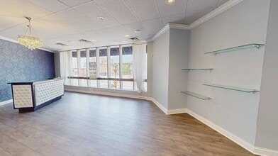 135 Park Ave, Barrington, IL à louer - Vidéo sur l’annonce professionnelle