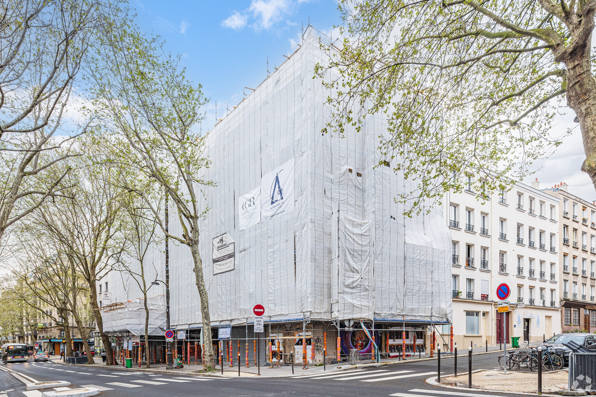100 Avenue Simon Bolivar, Paris à louer Photo principale– Image 1 sur 11