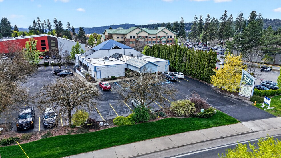 950 W Ironwood Dr, Coeur d'Alene, ID à vendre - Photo de l’immeuble – Image 3 sur 23