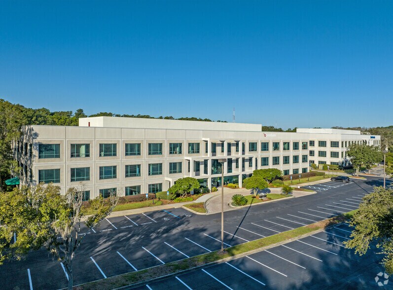 6420 Southpoint Pky, Jacksonville, FL à louer - Photo de l’immeuble – Image 1 sur 14