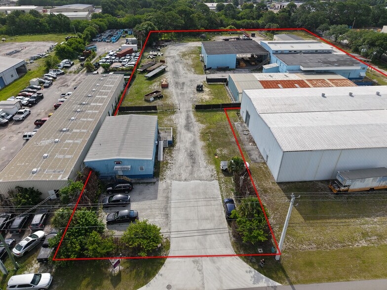 3340 Enterprise Rd, Fort Pierce, FL à vendre - Photo de l’immeuble – Image 1 sur 20