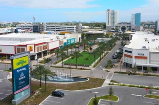 Plus de détails pour 150 S Compass Way, Dania Beach, FL - Local commercial à louer