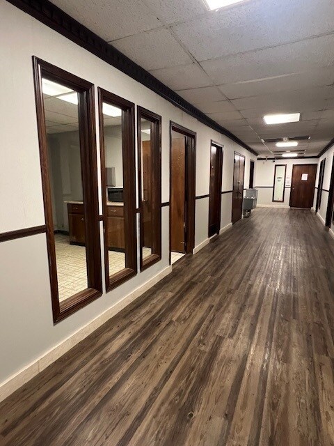 4401-4405 NW 4th St, Oklahoma City, OK à louer Photo intérieure– Image 1 sur 15