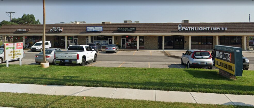 11200 W 75th St, Shawnee, KS à louer - Photo de l’immeuble – Image 1 sur 1