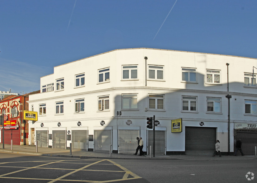5-9 Wembley Hill Rd, Wembley à louer - Photo principale – Image 1 sur 2