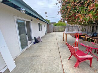 Plus de détails pour 925 Camino Lindo, Goleta, CA - Logement à vendre
