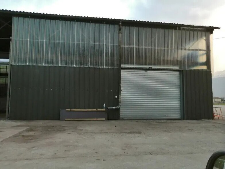 Industriel/Logistique dans Le Cheylas à louer - Photo de l’immeuble – Image 1 sur 3