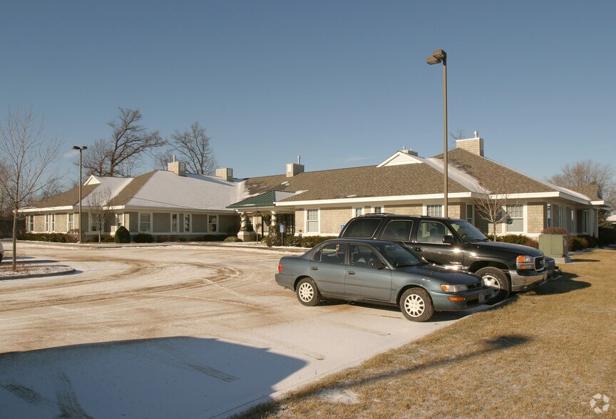 480 Highway 96 W, Shoreview, MN à louer - Photo de l’immeuble – Image 2 sur 3