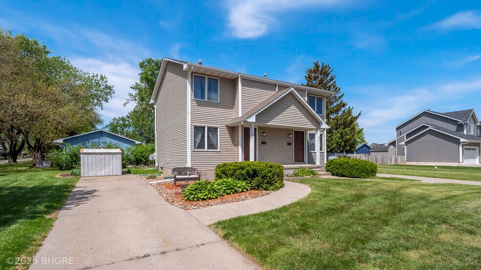 601 15th St SE, Altoona, IA à vendre - Photo de l’immeuble – Image 3 sur 15