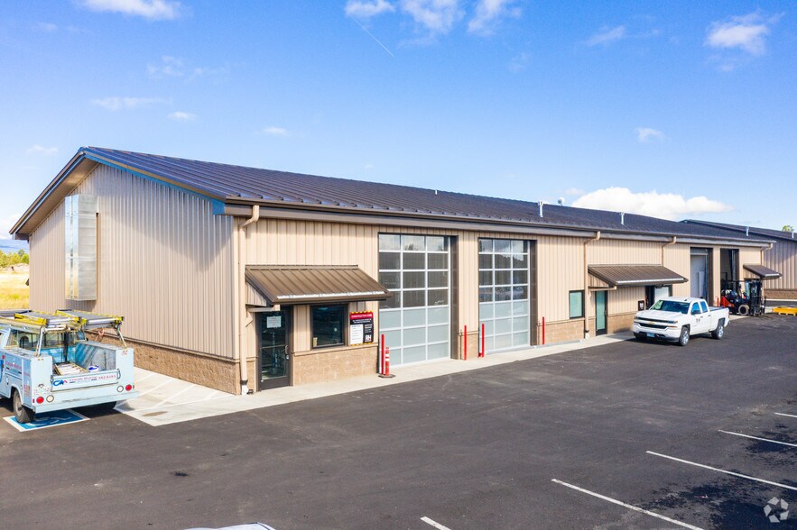 61438 American Ln, Bend, OR à louer - Photo principale – Image 2 sur 8