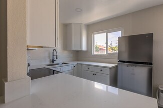 Plus de détails pour 4275 48th St, San Diego, CA - Logement à vendre