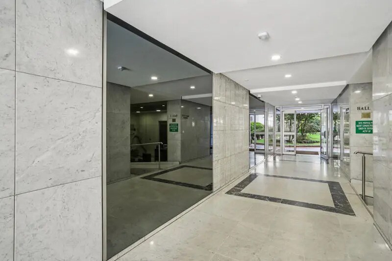 Bureau dans Paris à louer - Photo de l’immeuble – Image 3 sur 16