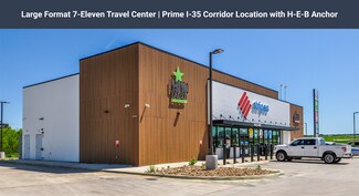 Plus de détails pour 19525 McDonald st, Lytle, TX - Local commercial à vendre