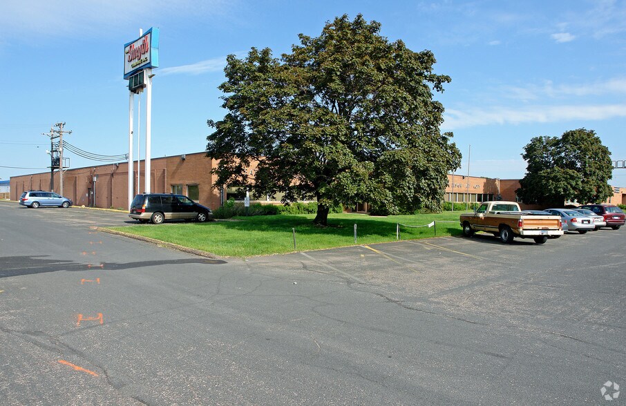 1085-1091 N Snelling Ave, Saint Paul, MN à louer - Photo de l’immeuble – Image 3 sur 6