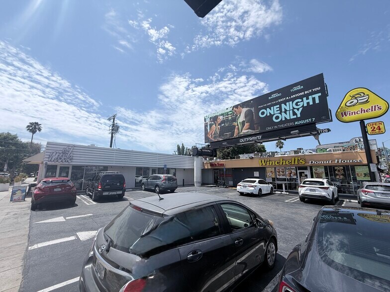 7150 Melrose Ave, Los Angeles, CA à louer - Photo de l’immeuble – Image 3 sur 9