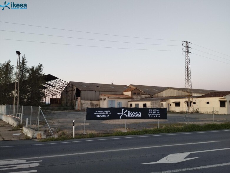 Industriel/Logistique dans La Palma del Condado à vendre - Photo de l’immeuble – Image 2 sur 24