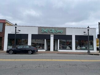 Plus de détails pour 925 Oak St, Conway, AR - Local commercial à vendre