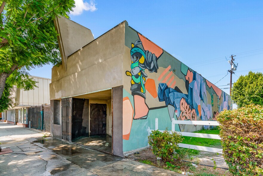 123 N Long Beach Blvd, Compton, CA à vendre - Photo de l’immeuble – Image 1 sur 34