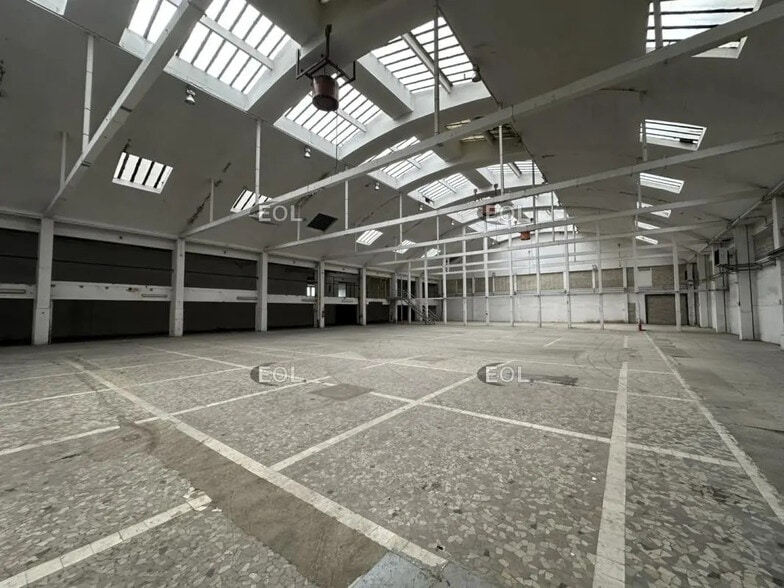 Industriel/Logistique dans La Courneuve à louer - Photo de l’immeuble – Image 2 sur 6