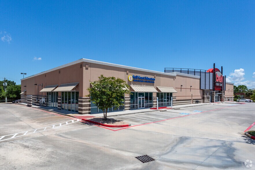 3943-3949 Fairway Plaza Dr, Pasadena, TX à vendre - Photo principale – Image 1 sur 6