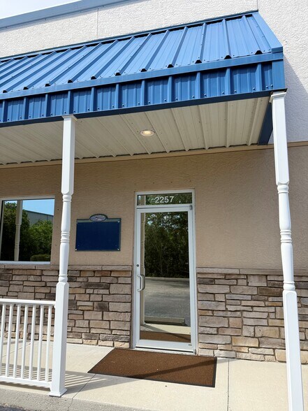 2255 Sarasota Center Blvd, Sarasota, FL à louer - Photo de l’immeuble – Image 2 sur 16
