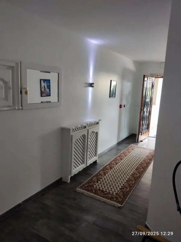 Plus de détails pour Local commercial à vendre