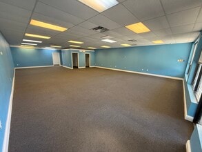 2305 N Gateway Ave, Rockwood, TN à louer Photo de l’immeuble– Image 1 sur 6