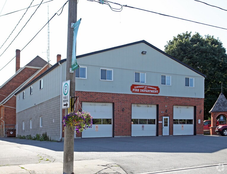 17 Bascom St, Uxbridge, ON à louer - Photo de l’immeuble – Image 2 sur 2