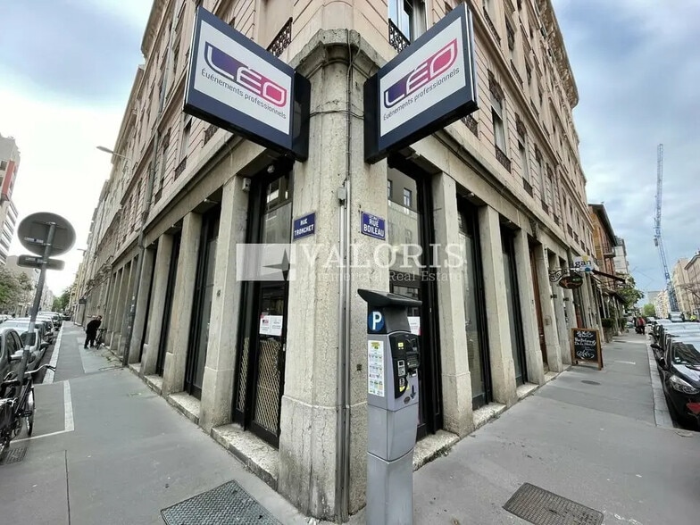 Local commercial dans Lyon à louer - Photo de l’immeuble – Image 1 sur 11