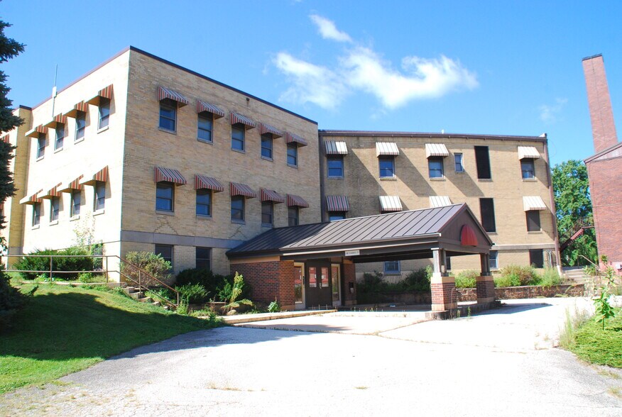 18569 Lane Rd, Fayette, IA à vendre - Photo de l’immeuble – Image 3 sur 3