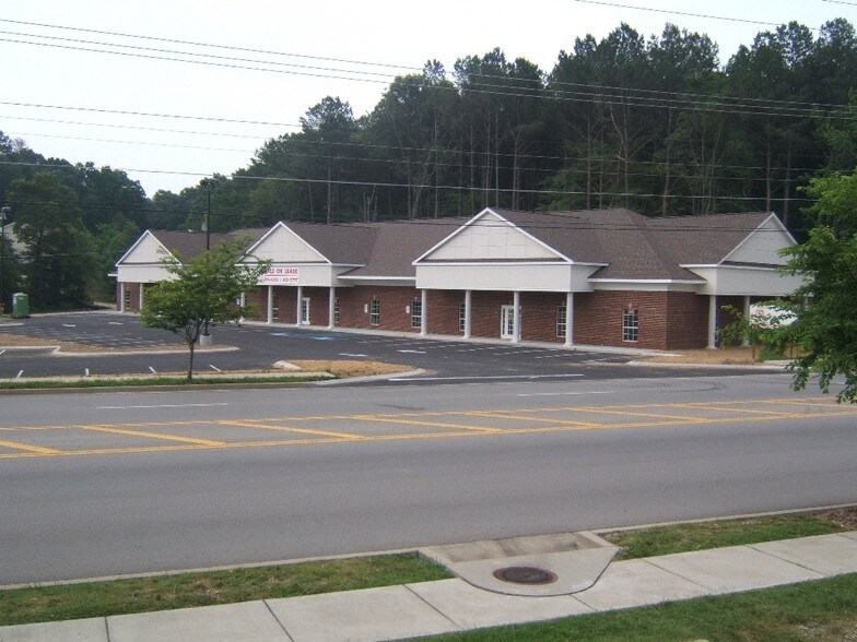6221 Shallowford Rd, Chattanooga, TN à louer - Photo principale – Image 1 sur 1