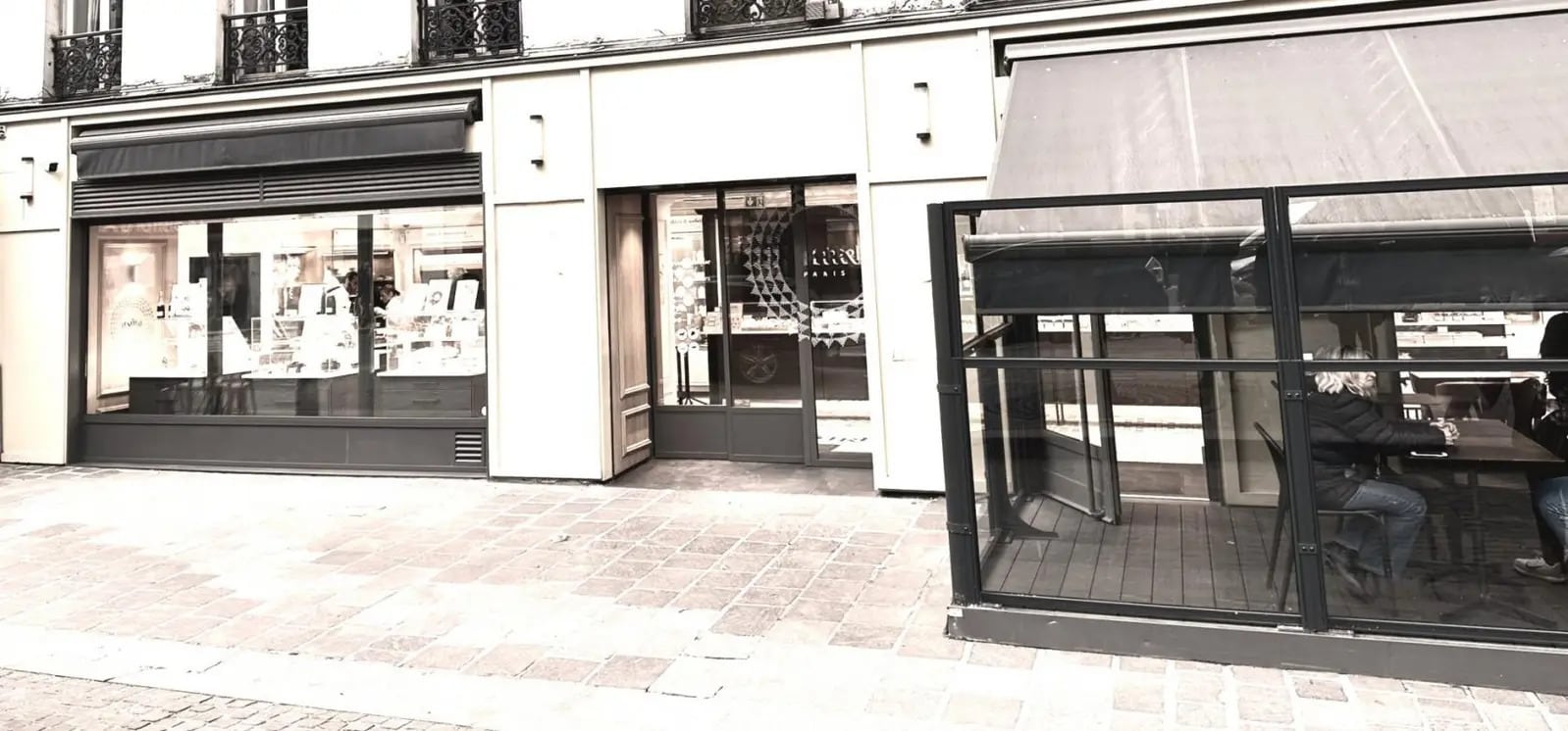 Local commercial dans Paris à louer Photo de l’immeuble– Image 1 sur 6