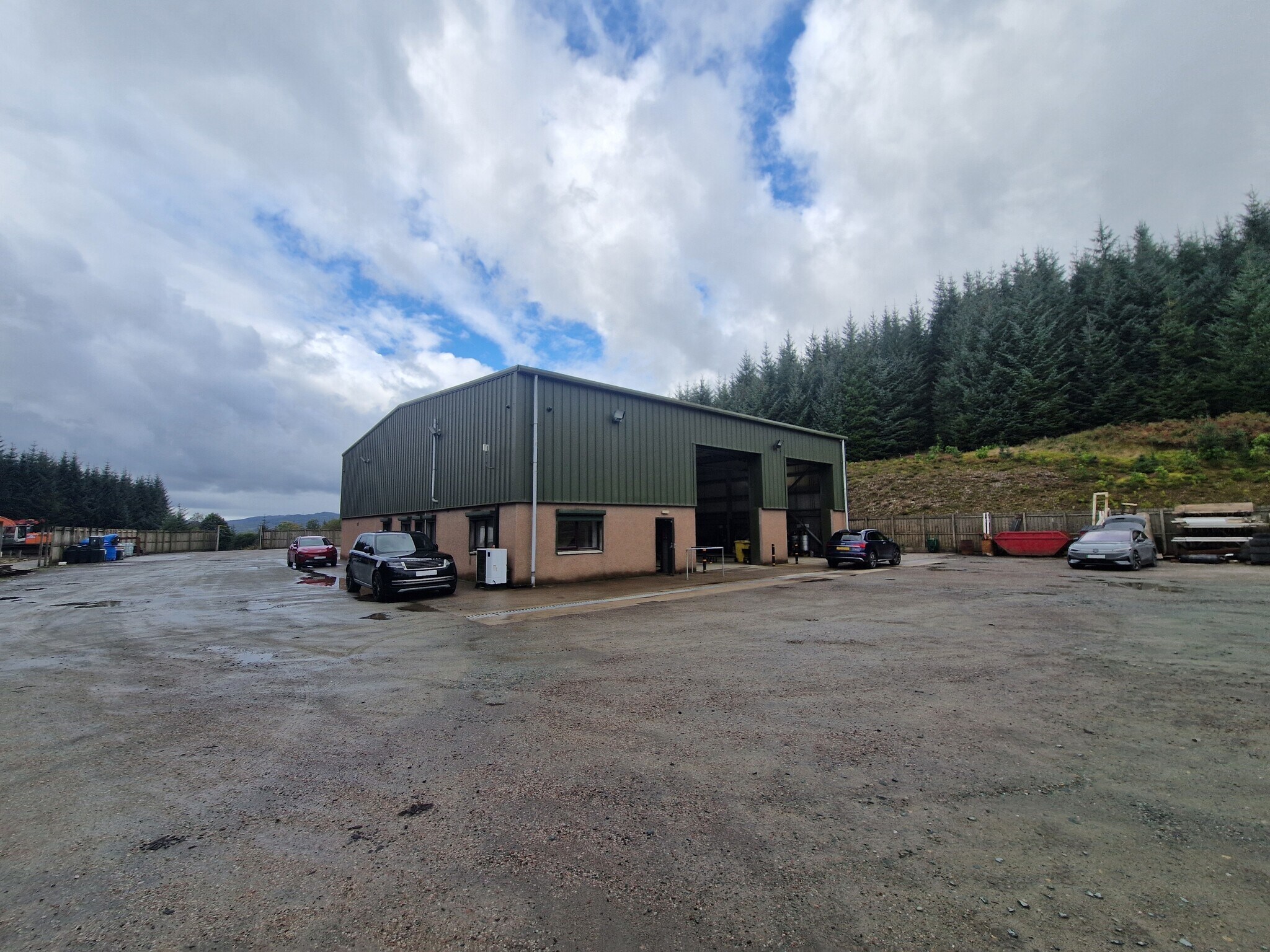 Tom Dow Transport Depot, Lochgilphead à vendre Photo de l’immeuble– Image 1 sur 6