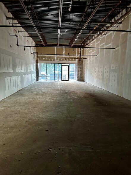640 North Ave, Macon-Bibb, GA à louer - Photo intérieure – Image 3 sur 4