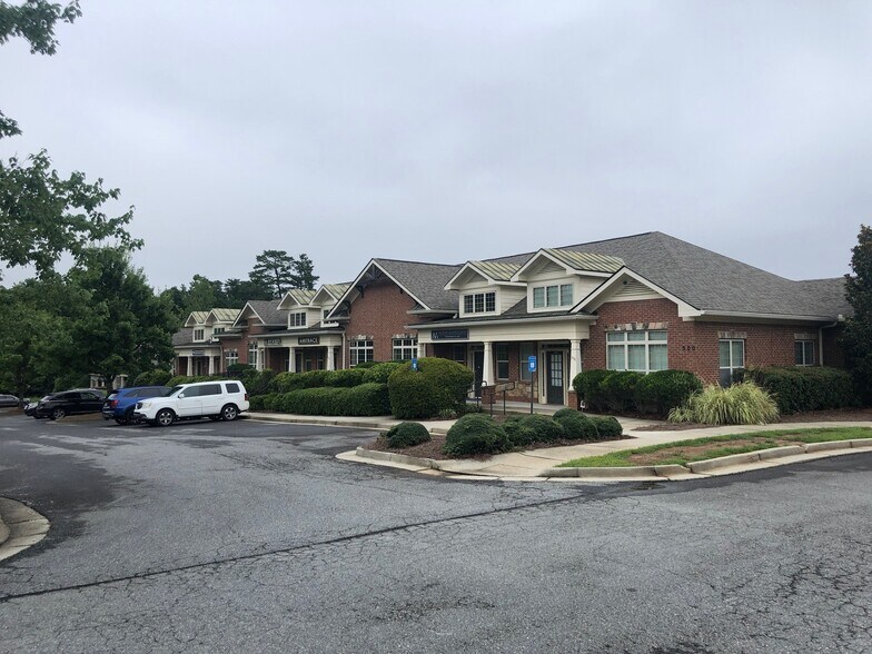 1110 Satellite Blvd, Suwanee, GA à vendre - Photo de l’immeuble – Image 3 sur 14