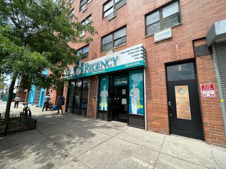 728 5th Ave, Brooklyn, NY à louer - Photo de l’immeuble – Image 3 sur 10