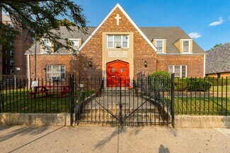 Plus de détails pour 8407 Broadway, Elmhurst, NY - Terrain à vendre